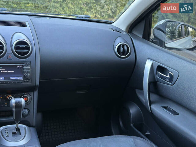 Белый Ниссан Кашкай, объемом двигателя 2 л и пробегом 152 тыс. км за 11400 $, фото 22 на Automoto.ua