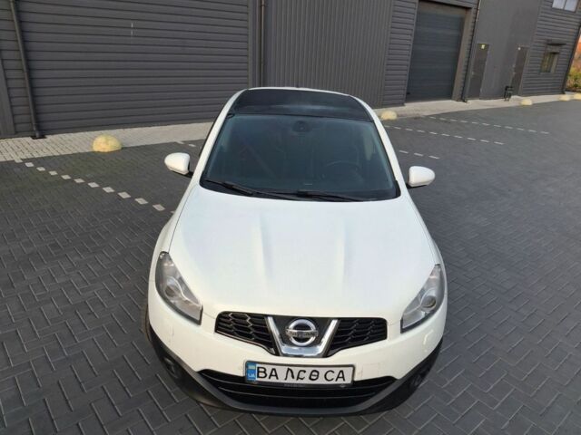 Ніссан Кашкай 2011 у Кропивницькому (Кіровограді) на Automoto.ua Білий Ніссан Кашкай, об'ємом двигуна 2 л та пробігом 183 тис. км за 10800 $, фото 1 на Automoto.ua