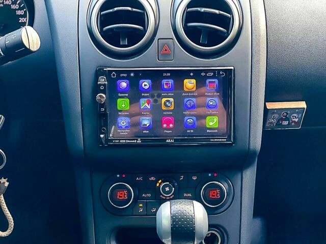 Ниссан Кашкай 2011 в Днепре (Днепропетровске) на Automoto.ua Белый Ниссан Кашкай, объемом двигателя 2 л и пробегом 162 тыс. км за 10300 $, фото 13 на Automoto.ua