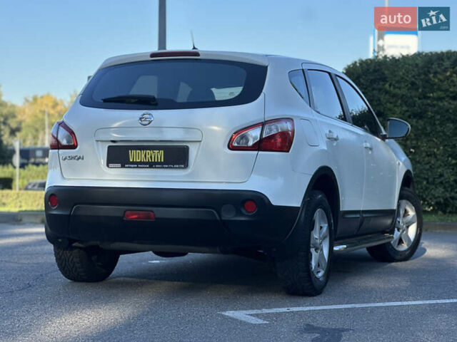 Белый Ниссан Кашкай, объемом двигателя 2 л и пробегом 152 тыс. км за 11400 $, фото 15 на Automoto.ua