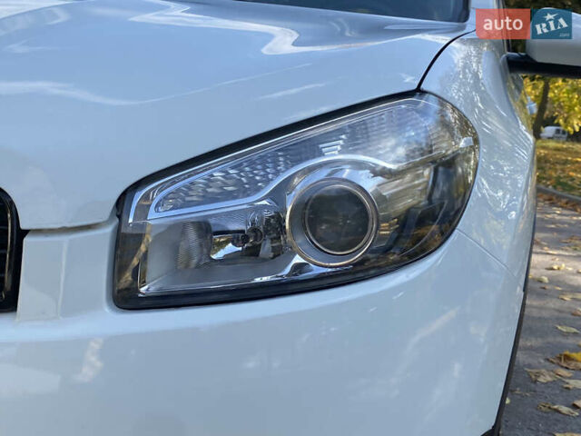 Білий Ніссан Кашкай, об'ємом двигуна 1.5 л та пробігом 194 тис. км за 9500 $, фото 11 на Automoto.ua