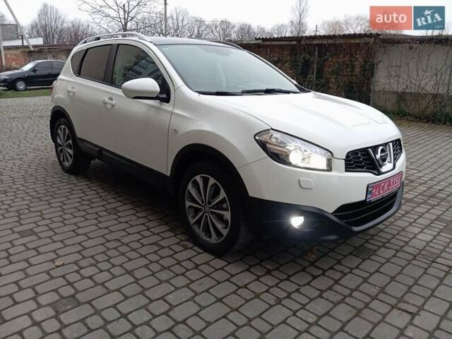 Белый Ниссан Кашкай, объемом двигателя 2 л и пробегом 231 тыс. км за 11650 $, фото 10 на Automoto.ua