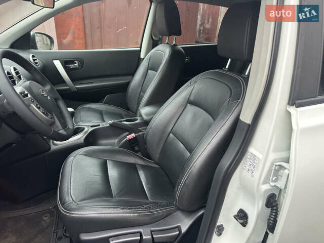 Белый Ниссан Кашкай, объемом двигателя 1.5 л и пробегом 229 тыс. км за 10650 $, фото 26 на Automoto.ua