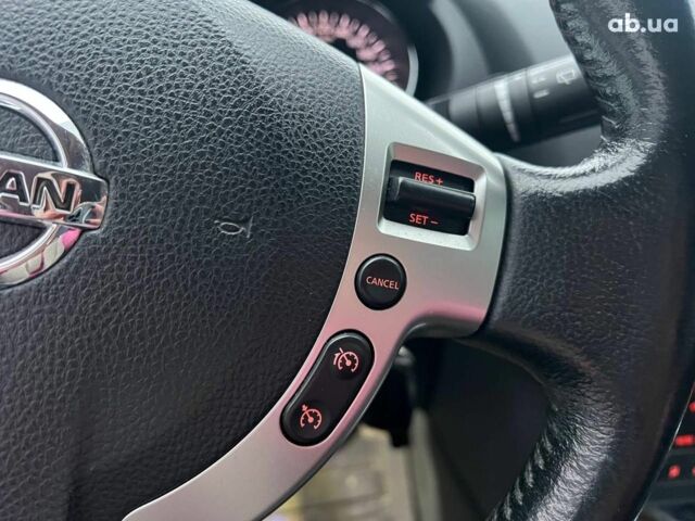 Белый Ниссан Кашкай, объемом двигателя 2 л и пробегом 128 тыс. км за 12490 $, фото 23 на Automoto.ua