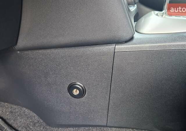 Белый Ниссан Кашкай, объемом двигателя 2 л и пробегом 115 тыс. км за 9900 $, фото 34 на Automoto.ua