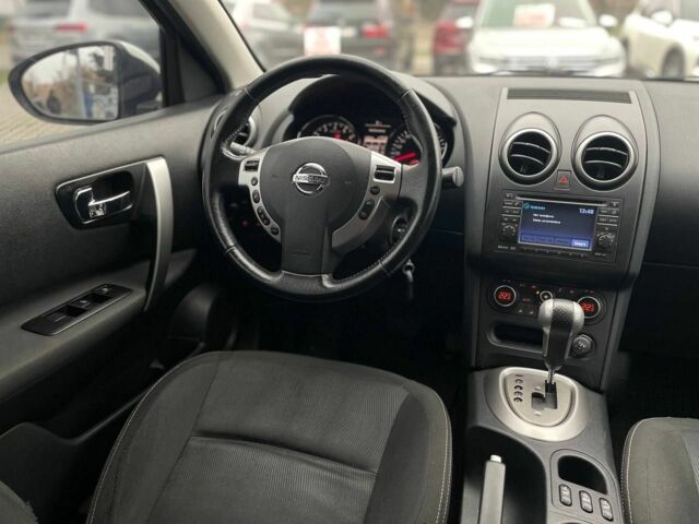 Белый Ниссан Кашкай, объемом двигателя 2 л и пробегом 149 тыс. км за 10900 $, фото 9 на Automoto.ua