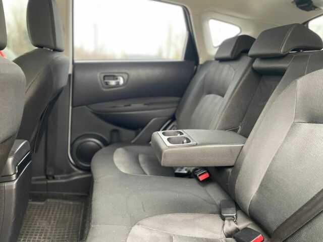 Белый Ниссан Кашкай, объемом двигателя 2 л и пробегом 149 тыс. км за 10900 $, фото 20 на Automoto.ua