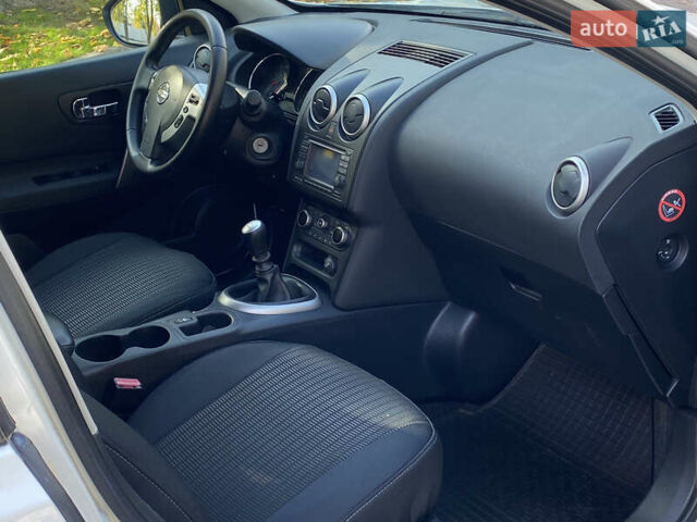 Білий Ніссан Кашкай, об'ємом двигуна 1.5 л та пробігом 194 тис. км за 9500 $, фото 20 на Automoto.ua