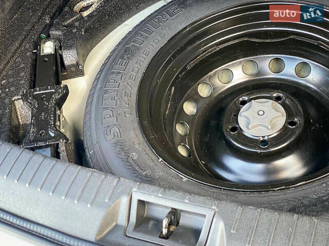 Ниссан Кашкай 2011 в Днепре (Днепропетровске) на Automoto.ua Белый Ниссан Кашкай, объемом двигателя 2 л и пробегом 162 тыс. км за 10300 $, фото 21 на Automoto.ua