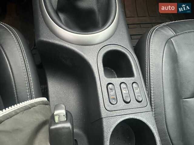 Белый Ниссан Кашкай, объемом двигателя 1.5 л и пробегом 229 тыс. км за 10650 $, фото 31 на Automoto.ua