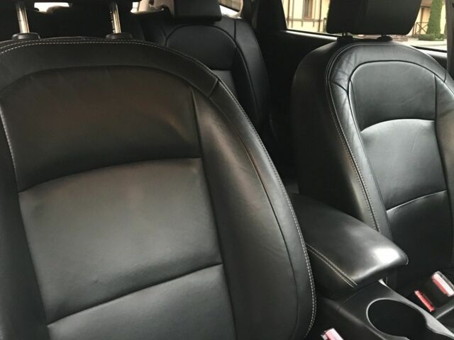Білий Ніссан Кашкай, об'ємом двигуна 2 л та пробігом 224 тис. км за 12600 $, фото 5 на Automoto.ua