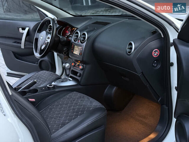 Білий Ніссан Кашкай, об'ємом двигуна 2 л та пробігом 214 тис. км за 11999 $, фото 20 на Automoto.ua