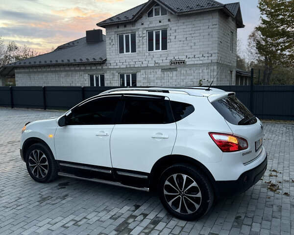 Білий Ніссан Кашкай, об'ємом двигуна 2 л та пробігом 214 тис. км за 11999 $, фото 11 на Automoto.ua