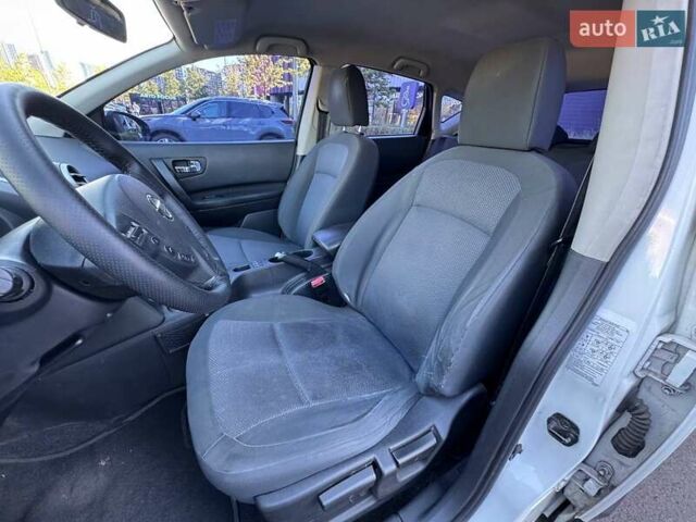 Белый Ниссан Кашкай, объемом двигателя 2 л и пробегом 197 тыс. км за 8690 $, фото 7 на Automoto.ua