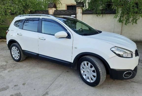 Білий Ніссан Кашкай, об'ємом двигуна 1.5 л та пробігом 212 тис. км за 10700 $, фото 2 на Automoto.ua