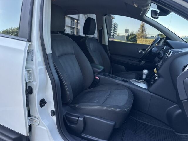 Белый Ниссан Кашкай, объемом двигателя 2 л и пробегом 152 тыс. км за 10600 $, фото 23 на Automoto.ua