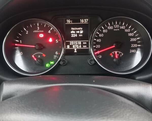 Білий Ніссан Кашкай, об'ємом двигуна 2 л та пробігом 231 тис. км за 11800 $, фото 35 на Automoto.ua