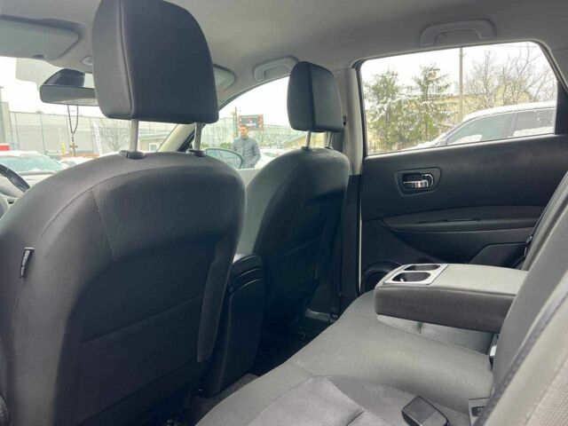 Белый Ниссан Кашкай, объемом двигателя 2 л и пробегом 151 тыс. км за 11300 $, фото 20 на Automoto.ua