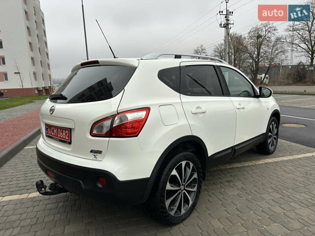 Белый Ниссан Кашкай, объемом двигателя 1.5 л и пробегом 167 тыс. км за 10499 $, фото 14 на Automoto.ua