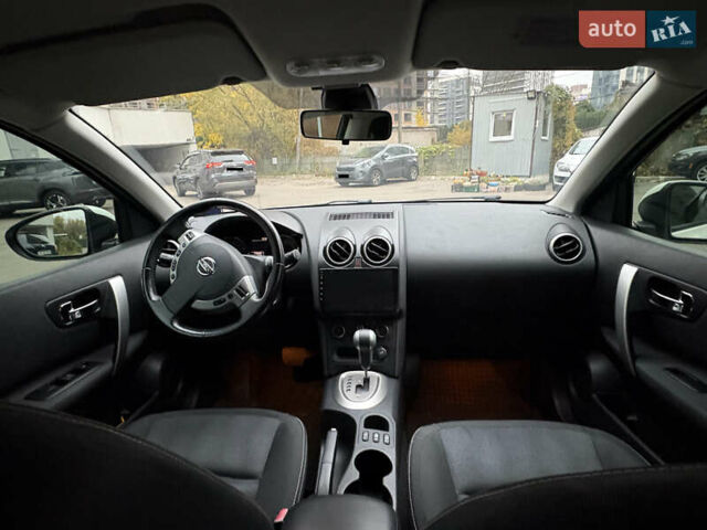 Білий Ніссан Кашкай, об'ємом двигуна 2 л та пробігом 176 тис. км за 11000 $, фото 12 на Automoto.ua