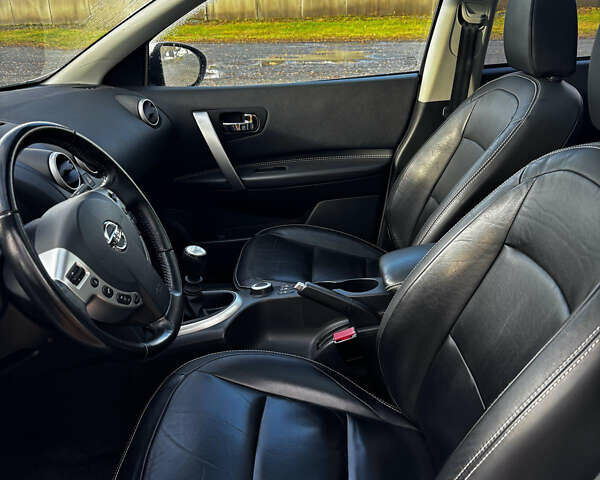 Белый Ниссан Кашкай, объемом двигателя 0 л и пробегом 191 тыс. км за 11650 $, фото 5 на Automoto.ua