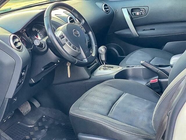 Ниссан Кашкай 2011 в Днепре (Днепропетровске) на Automoto.ua Белый Ниссан Кашкай, объемом двигателя 2 л и пробегом 162 тыс. км за 10300 $, фото 8 на Automoto.ua