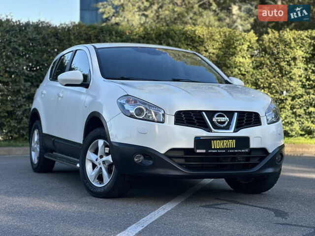 Белый Ниссан Кашкай, объемом двигателя 2 л и пробегом 152 тыс. км за 11400 $, фото 5 на Automoto.ua