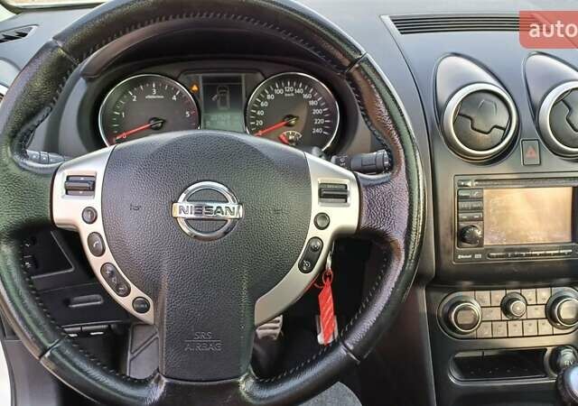 Белый Ниссан Кашкай, объемом двигателя 1.6 л и пробегом 227 тыс. км за 10800 $, фото 37 на Automoto.ua