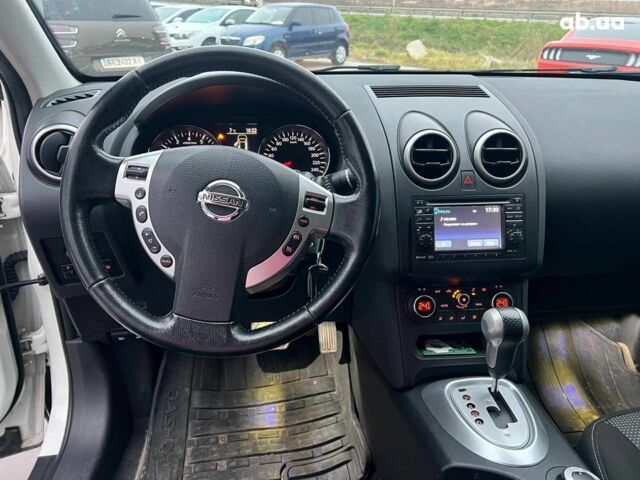 Белый Ниссан Кашкай, объемом двигателя 2 л и пробегом 128 тыс. км за 12490 $, фото 22 на Automoto.ua