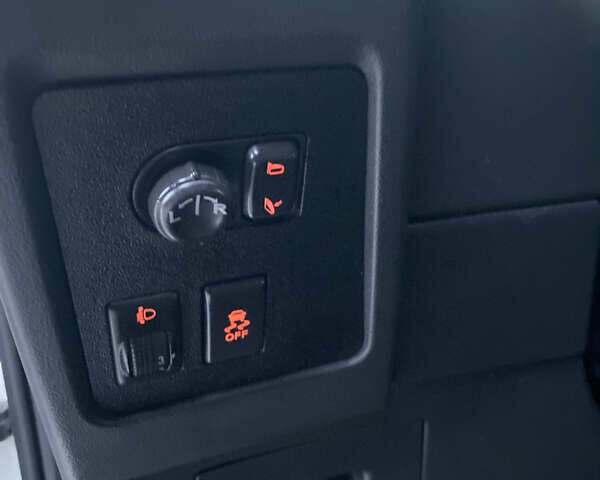 Білий Ніссан Кашкай, об'ємом двигуна 2 л та пробігом 214 тис. км за 11999 $, фото 26 на Automoto.ua