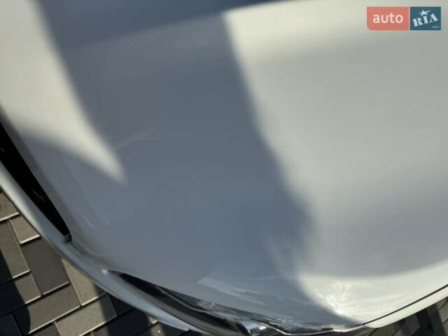 Білий Ніссан Кашкай, об'ємом двигуна 2 л та пробігом 161 тис. км за 10950 $, фото 32 на Automoto.ua