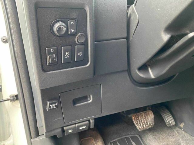 Белый Ниссан Кашкай, объемом двигателя 0 л и пробегом 205 тыс. км за 8600 $, фото 15 на Automoto.ua