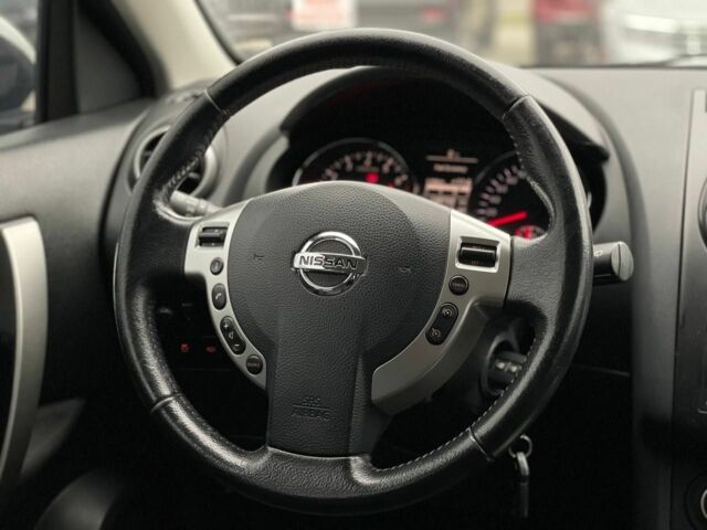 Белый Ниссан Кашкай, объемом двигателя 2 л и пробегом 149 тыс. км за 10900 $, фото 12 на Automoto.ua