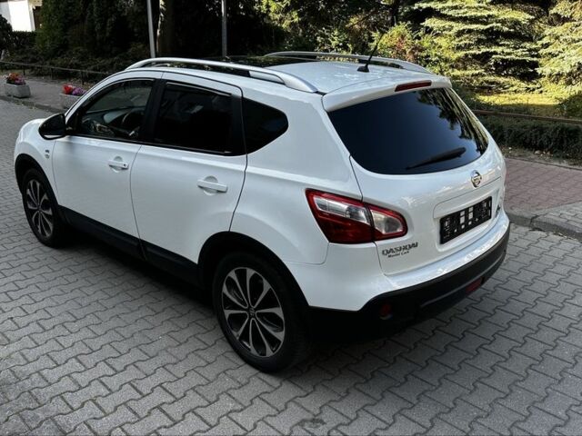 Білий Ніссан Кашкай, об'ємом двигуна 2 л та пробігом 215 тис. км за 9300 $, фото 7 на Automoto.ua