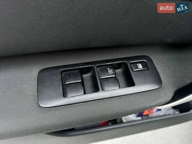 Белый Ниссан Кашкай, объемом двигателя 2 л и пробегом 128 тыс. км за 12490 $, фото 15 на Automoto.ua