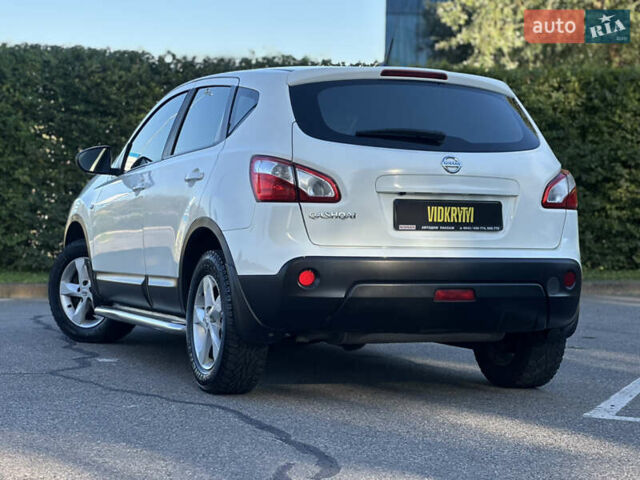 Белый Ниссан Кашкай, объемом двигателя 2 л и пробегом 152 тыс. км за 11400 $, фото 18 на Automoto.ua
