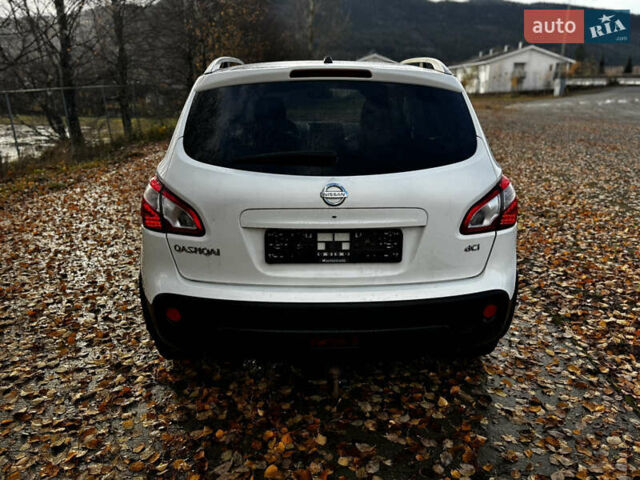 Белый Ниссан Кашкай, объемом двигателя 0 л и пробегом 191 тыс. км за 11650 $, фото 2 на Automoto.ua