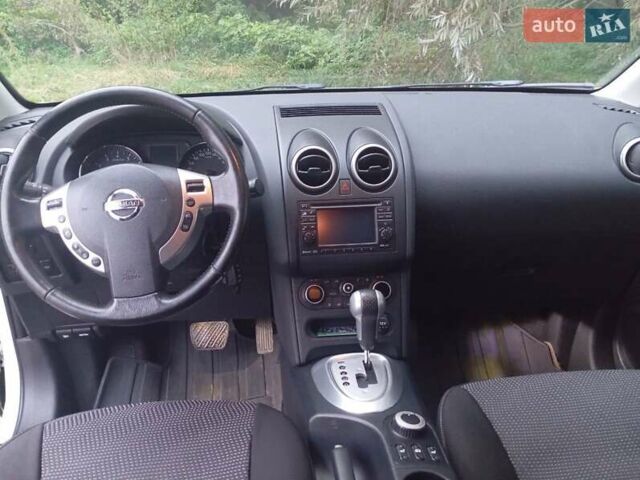 Белый Ниссан Кашкай, объемом двигателя 2 л и пробегом 127 тыс. км за 11800 $, фото 40 на Automoto.ua