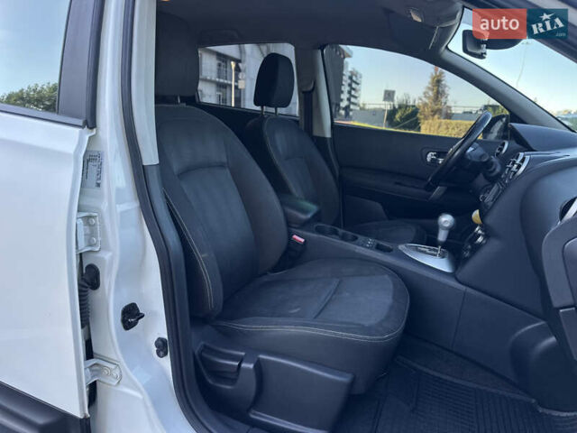 Белый Ниссан Кашкай, объемом двигателя 2 л и пробегом 152 тыс. км за 11400 $, фото 35 на Automoto.ua