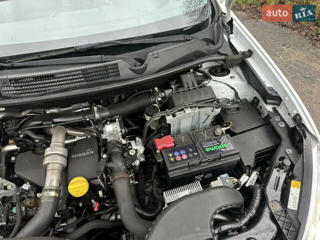 Белый Ниссан Кашкай, объемом двигателя 1.5 л и пробегом 229 тыс. км за 10650 $, фото 22 на Automoto.ua