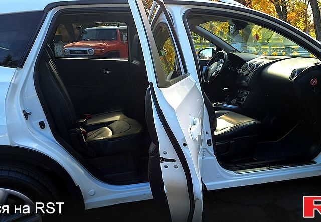 Белый Ниссан Кашкай, объемом двигателя 2 л и пробегом 215 тыс. км за 11700 $, фото 10 на Automoto.ua