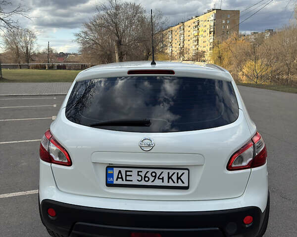 Білий Ніссан Кашкай, об'ємом двигуна 2 л та пробігом 147 тис. км за 12300 $, фото 3 на Automoto.ua