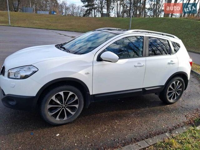 Белый Ниссан Кашкай, объемом двигателя 2 л и пробегом 132 тыс. км за 11084 $, фото 9 на Automoto.ua