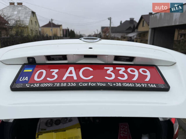 Белый Ниссан Кашкай, объемом двигателя 1.5 л и пробегом 198 тыс. км за 13500 $, фото 19 на Automoto.ua