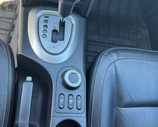 Білий Ніссан Кашкай, об'ємом двигуна 2 л та пробігом 202 тис. км за 11500 $, фото 12 на Automoto.ua