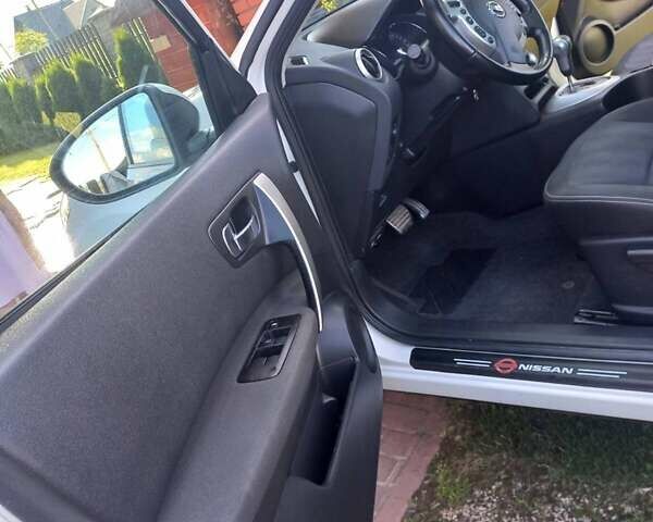 Белый Ниссан Кашкай, объемом двигателя 2 л и пробегом 188 тыс. км за 11999 $, фото 5 на Automoto.ua