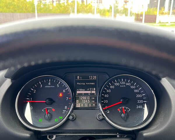 Белый Ниссан Кашкай, объемом двигателя 2 л и пробегом 129 тыс. км за 12900 $, фото 4 на Automoto.ua