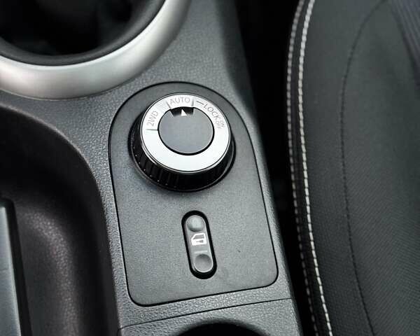 Белый Ниссан Кашкай, объемом двигателя 1.6 л и пробегом 174 тыс. км за 12999 $, фото 117 на Automoto.ua