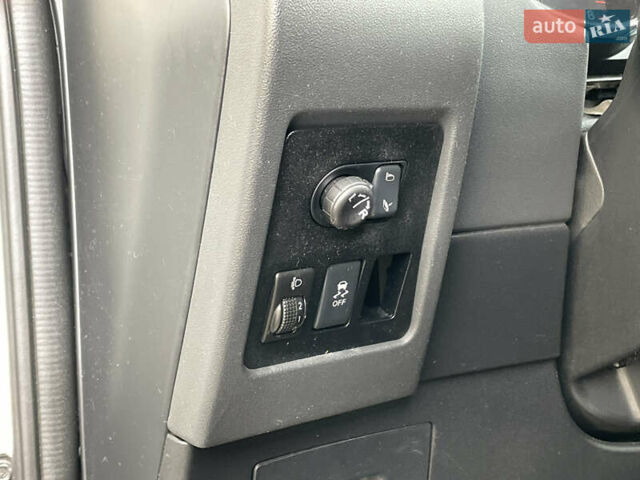 Білий Ніссан Кашкай, об'ємом двигуна 1.6 л та пробігом 156 тис. км за 9990 $, фото 23 на Automoto.ua