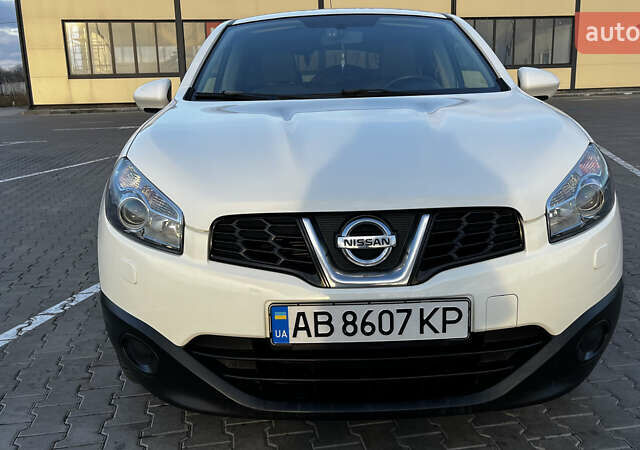 Білий Ніссан Кашкай, об'ємом двигуна 2 л та пробігом 129 тис. км за 13500 $, фото 33 на Automoto.ua